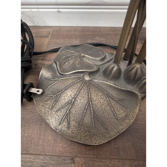 Tiffany Style Lily Pad Table 3 Lamps, 2 Frosted Art Glass Frosted Lily Shades - Picture 3 of 11